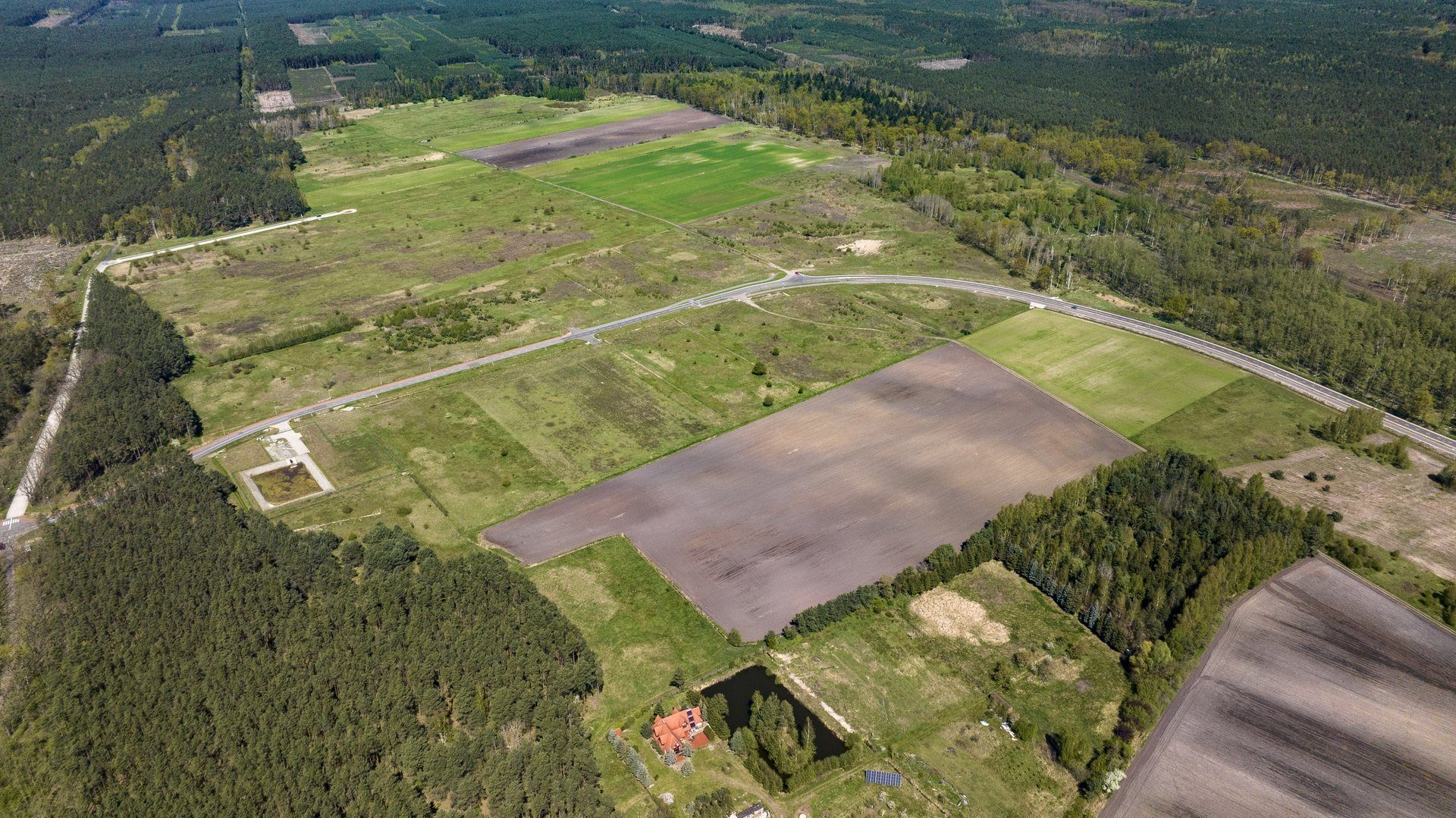 Teren inwestycyjny 4,95 ha – Kostrzyn K2